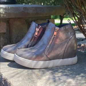 Steve Madden wedge sneakers